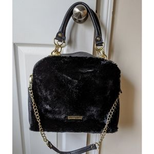 NWOT Olivia + Joy Pocket Book Purse